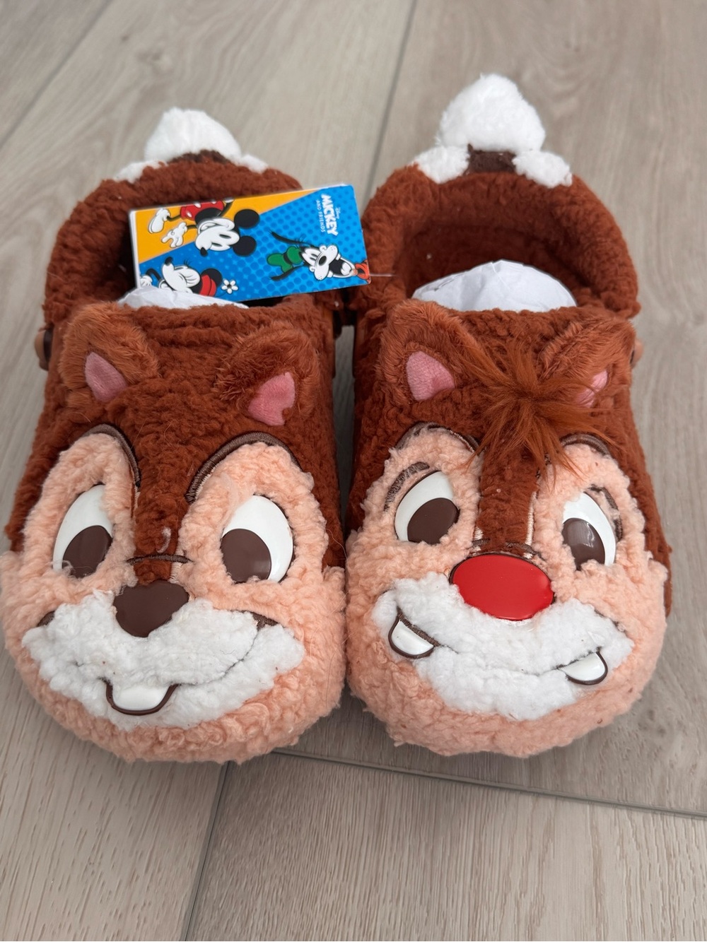 Chip N Dale Crocs Size M4/W6 NWT